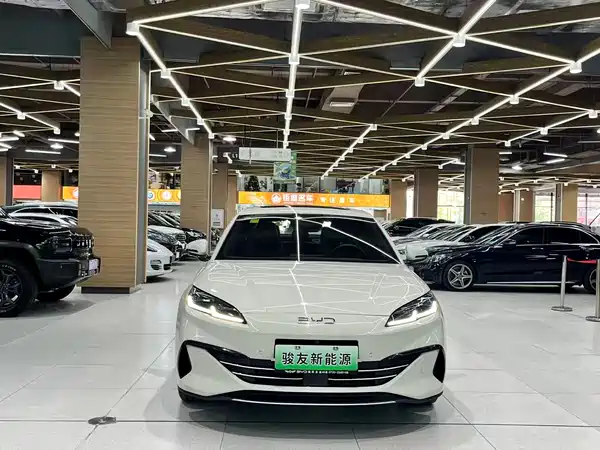BYD Seal 06 DM-i 2025, фото 3