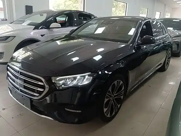 Mercedes-Benz E-Class PHEV 2024