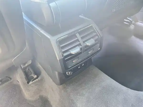 Audi Q3 2022, фото 10