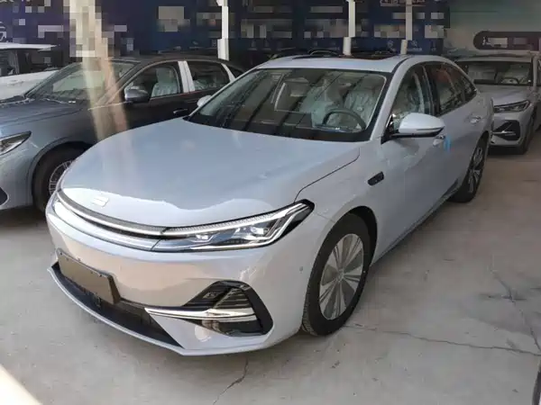 Geely Galaxy A7 2025