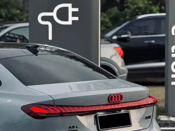 Audi A5L 2025, фото 21