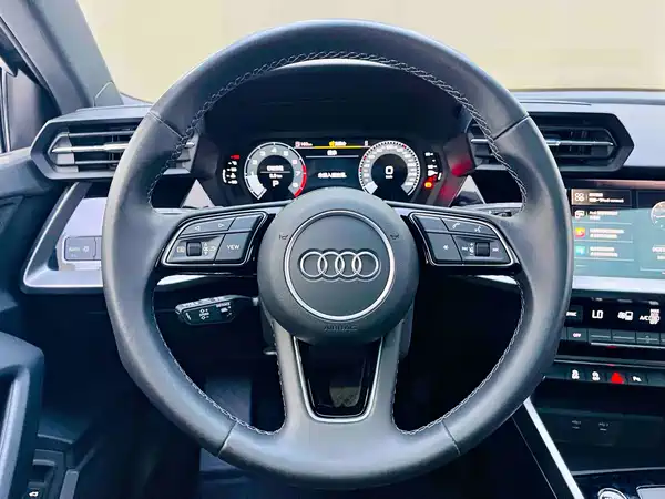 Audi A3 2023, фото 13
