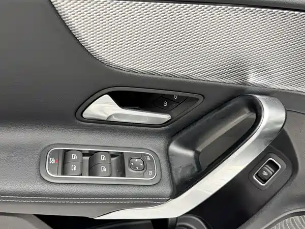 Mercedes-Benz A-Class 2024, фото 21