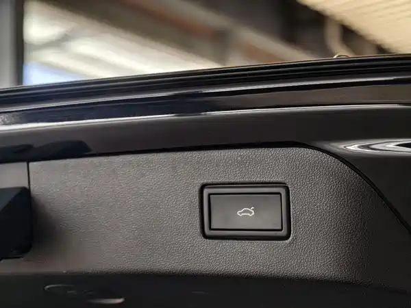 Volkswagen Passat 2023, фото 20