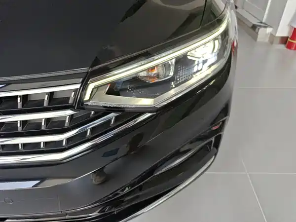 Volkswagen Magotan 2025, фото 23