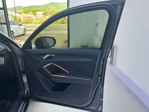 Audi Q3 2021, фото 17