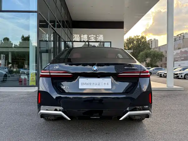 BMW i5 2024, фото 13