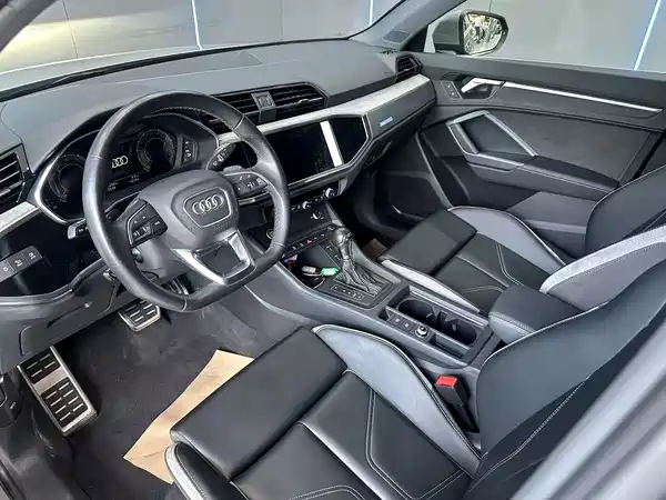Audi Q3 2024, фото 11