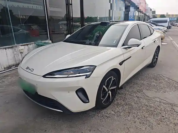 BYD Seal 07 DM-i 2026
