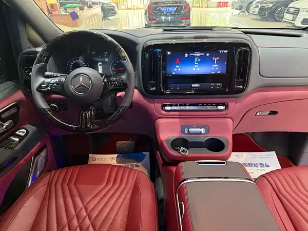 Mercedes-Benz Vito 2024, фото 7