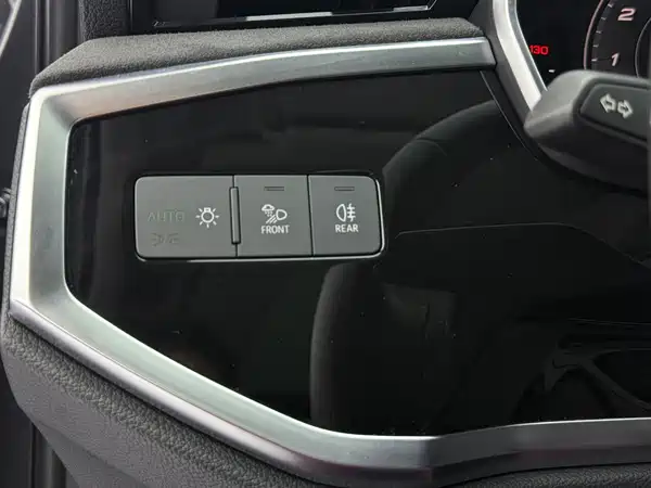 Audi Q3 2023, фото 19