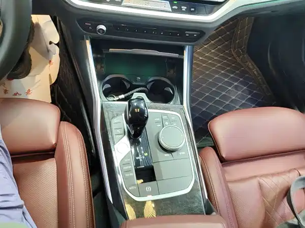 BMW 3 Series 2022, фото 13
