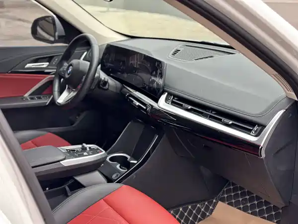 BMW X1 2023, фото 13