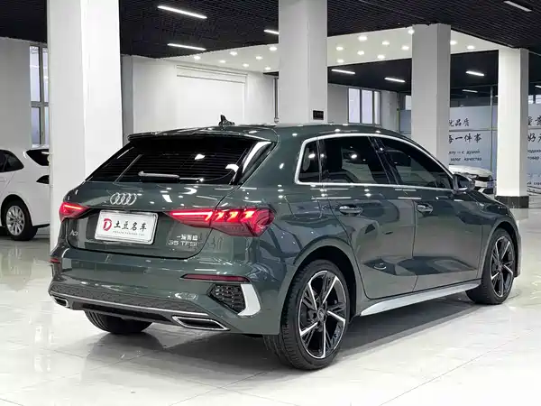 Audi A3 2022, фото 6