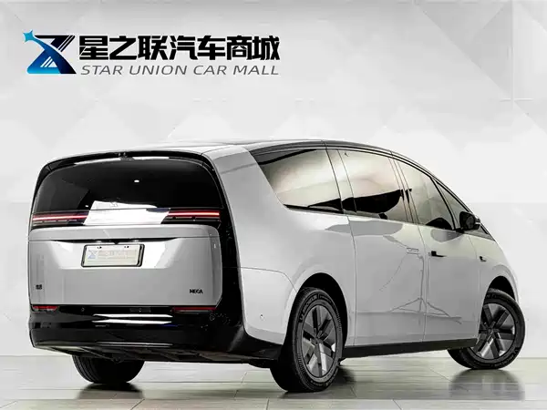 Li Auto MEGA 2025, фото 9