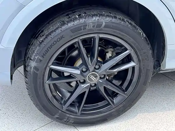 Audi Q2L 2022, фото 28