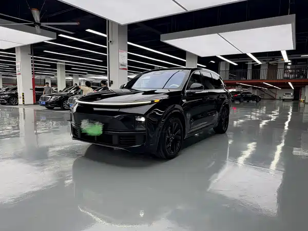 Li Auto L8 2023