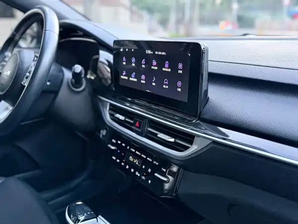 Kia K3 2023, фото 20