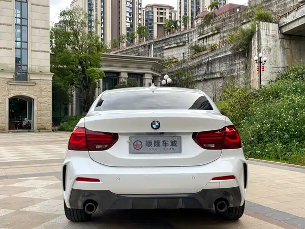 BMW 1 Series 2023, фото 7