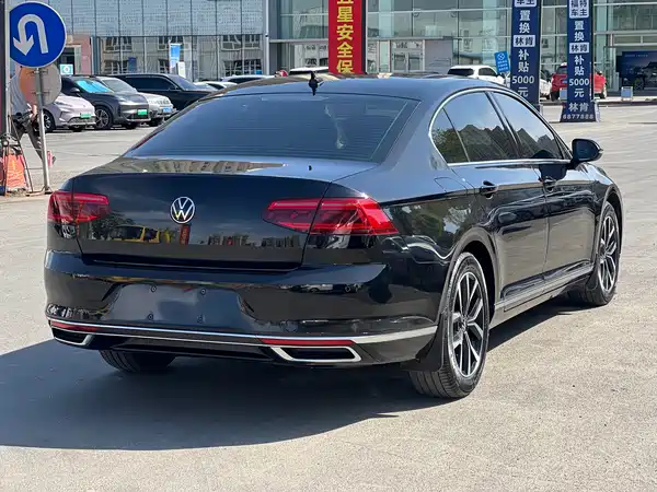 Volkswagen Magotan 2023, фото 9