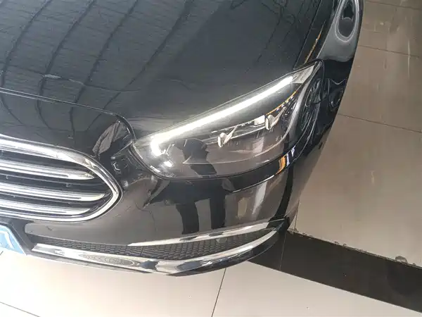 Mercedes-Benz E-Class 2023, фото 17