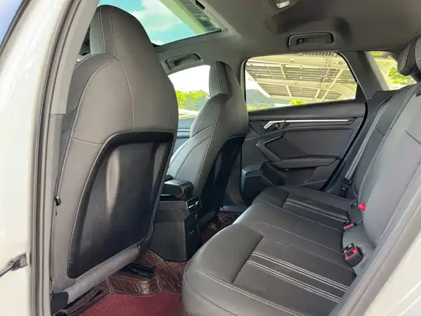 Audi A3 2023, фото 17