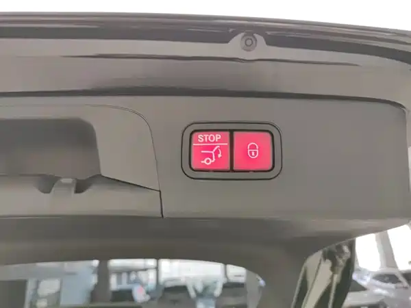 Mercedes-Benz GLC 2022, фото 33