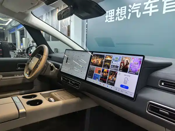 Li Auto MEGA 2025, фото 8