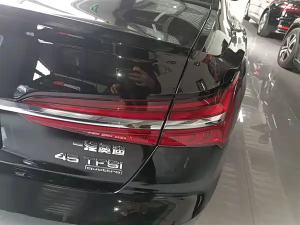 Audi A6L 2022, фото 7