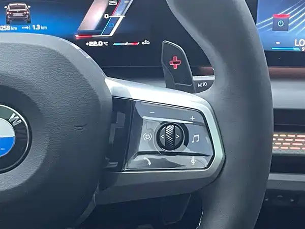 BMW M235L 2025, фото 16
