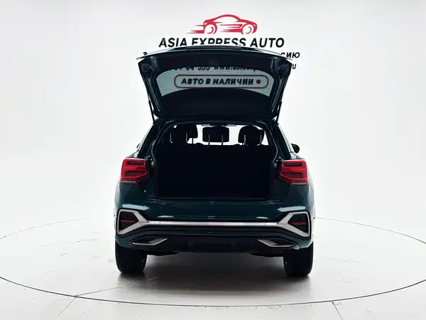 Audi Q2L 2022, фото 8