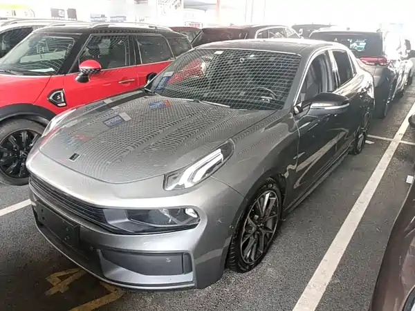 Lynk & Co 03 2021