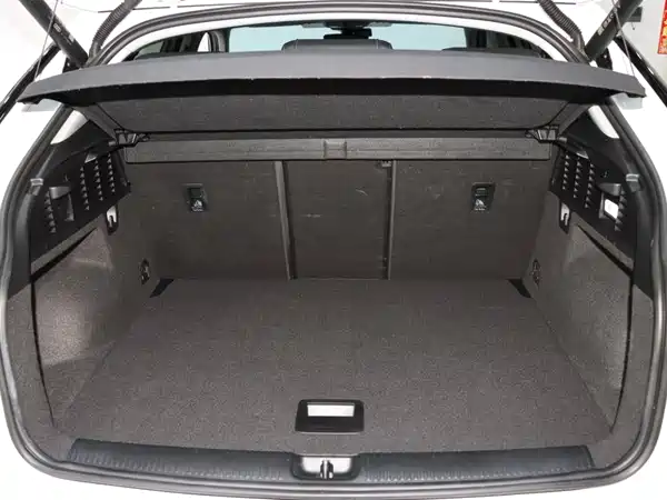 Audi Q2L 2022, фото 17
