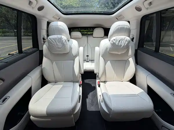 Li Auto i8 2025, фото 25
