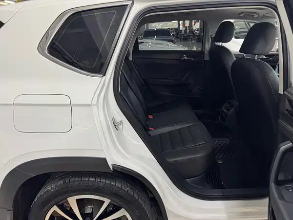 Volkswagen Tharu 2022, фото 12