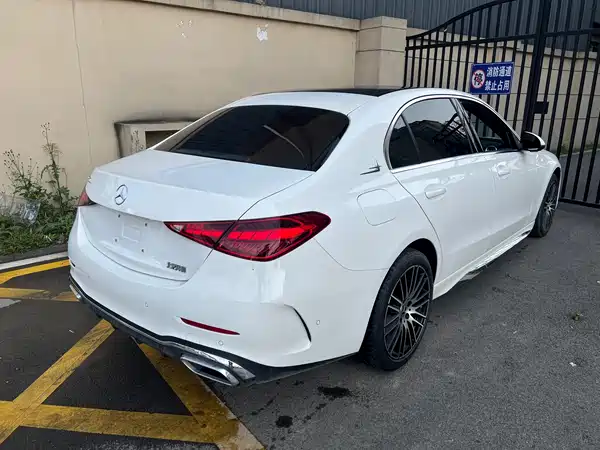 Mercedes-Benz C-Class 2023, фото 4