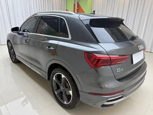Audi Q3 2023, фото 6