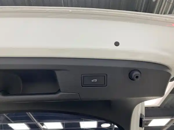 Volkswagen Tiguan X 2023, фото 17
