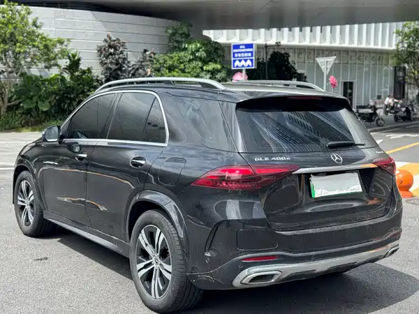 Mercedes-Benz GLE PHEV 2024, фото 6