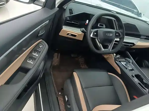 Geely Haoyue PRO 2024, фото 16