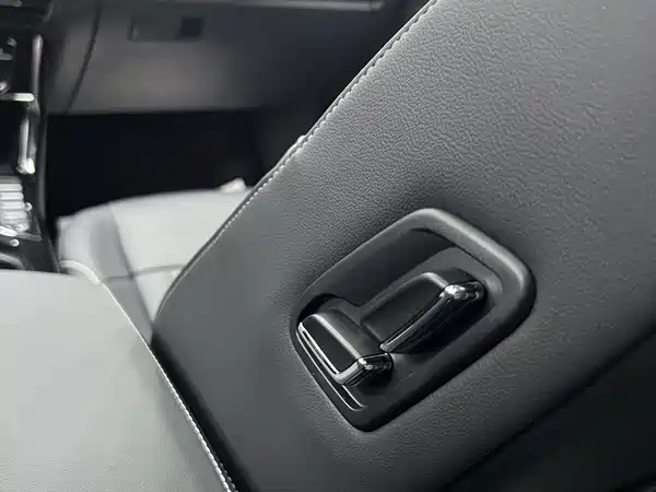Volkswagen Passat 2022, фото 11