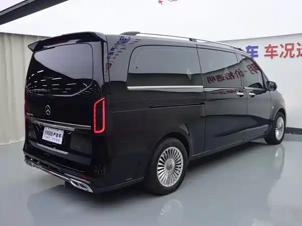 Mercedes-Benz Vito 2023, фото 28