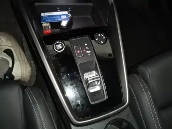 Audi A3 2024, фото 13