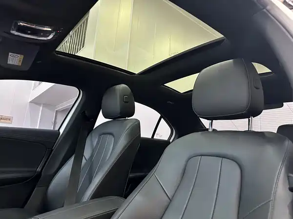 Mercedes-Benz A-Class 2022, фото 15