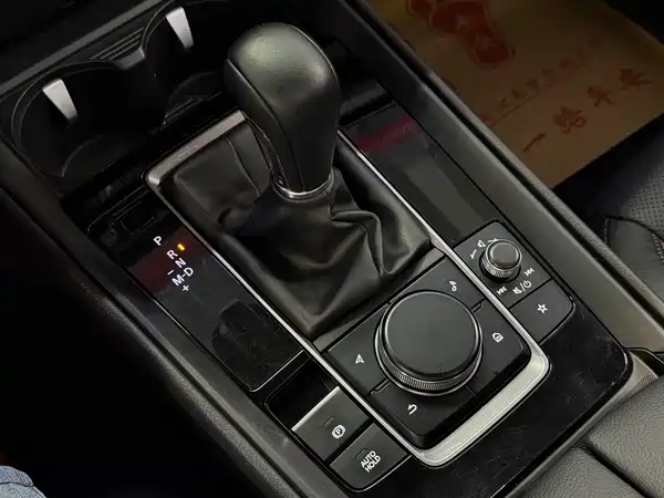 Mazda CX-50 2023, фото 10