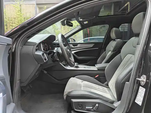 Audi A6L 2023, фото 7