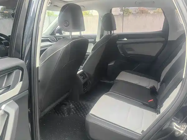 Volkswagen Tayron X 2023, фото 10