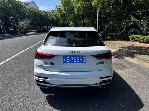 Audi Q3 2022, фото 4