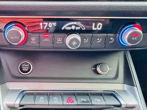 Audi Q3 2022, фото 15