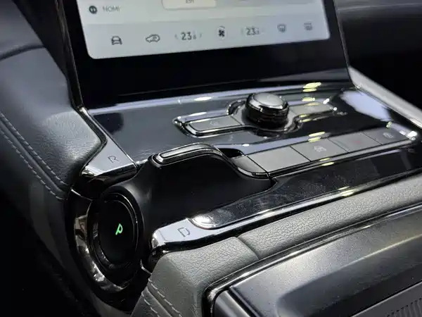 NIO ES8 2020, фото 15